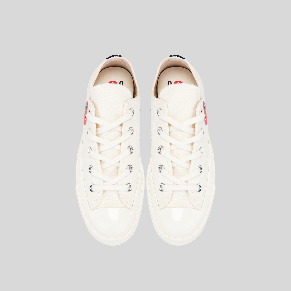 Tenis PLAY Comme des Garçons Single Heart low de Hombre